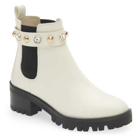 KARL LAGERFELD PARIS
Porshay Lug Sole Bootie - Picture 1 of 9